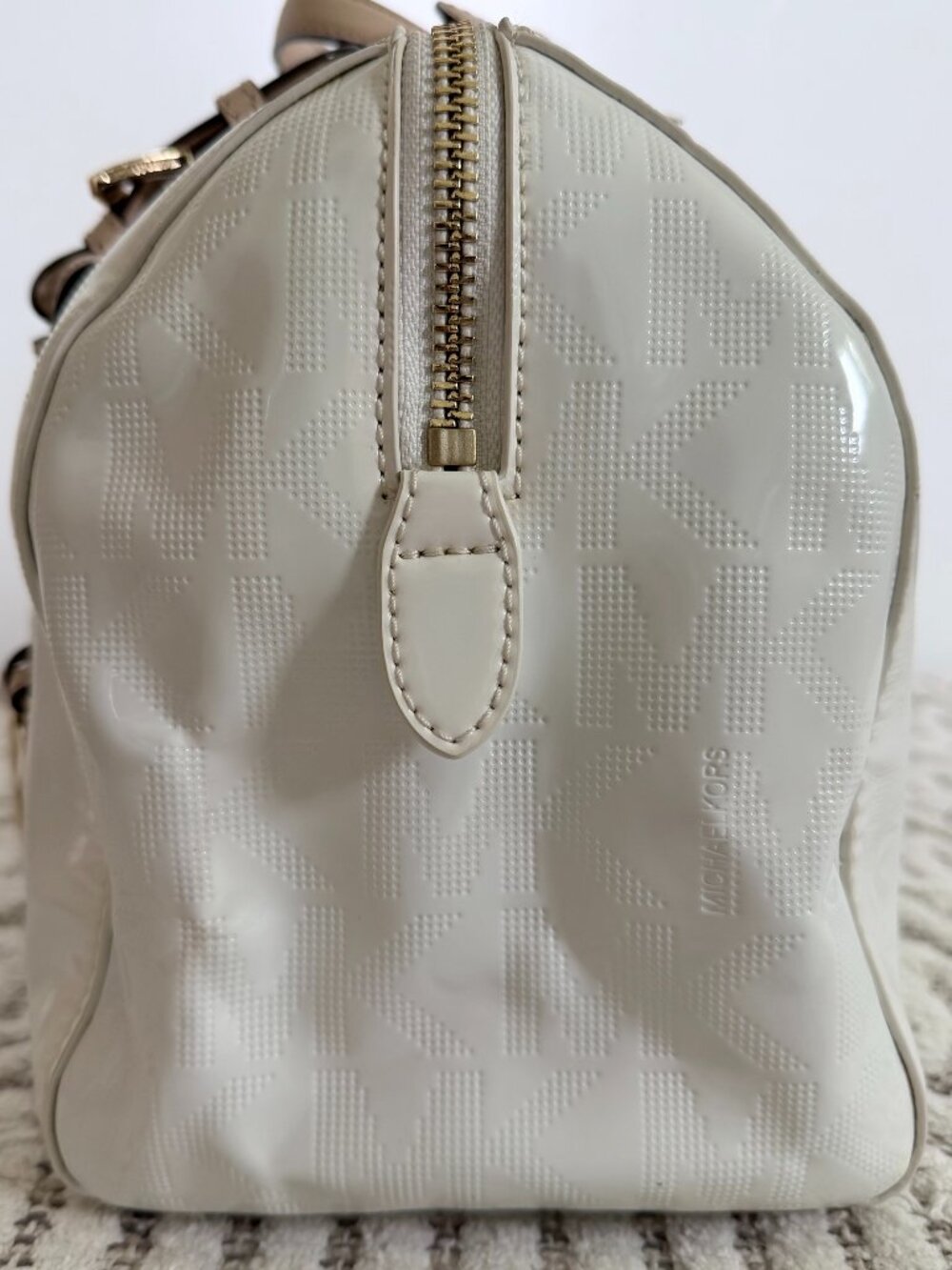Michael Kors Grayson White & Gold Satchel - Picture 7 of 16